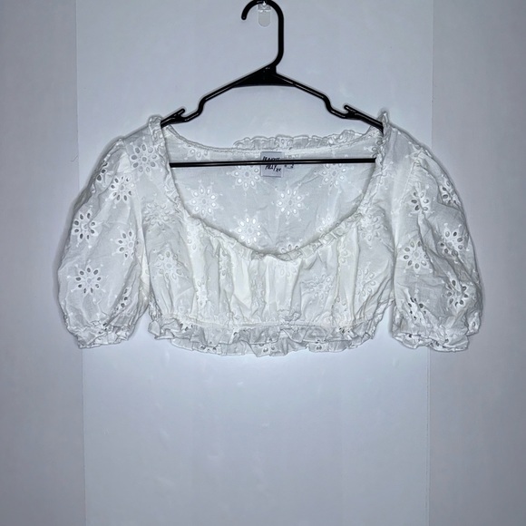 Princess Polly white Olympia eyelet detail ultra cropped puff sleeve top size 8 - Picture 4 of 6
